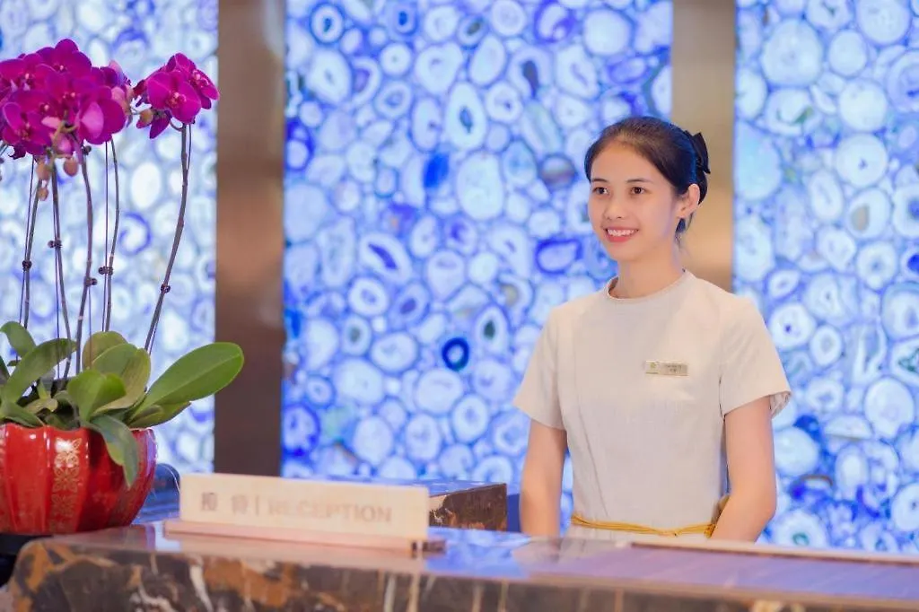 Sanya Yuexin Tomorrow Hotel